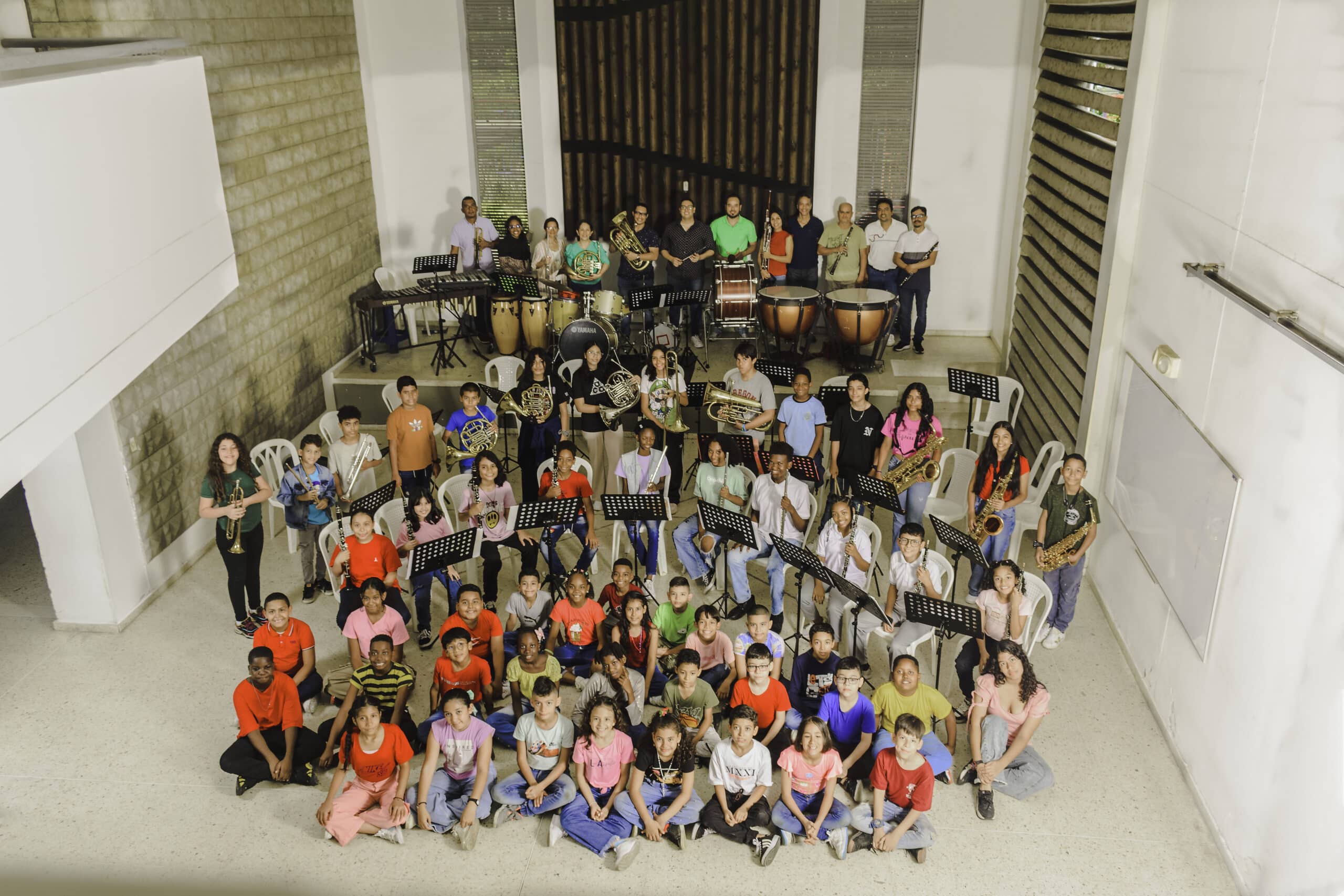 Noticia: 20 años transformando vidas: La Escuela de Música Desepaz necesita tu apoyo